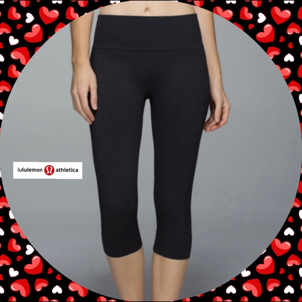 Lululemon Seamlessly street crop size 8 26-27”